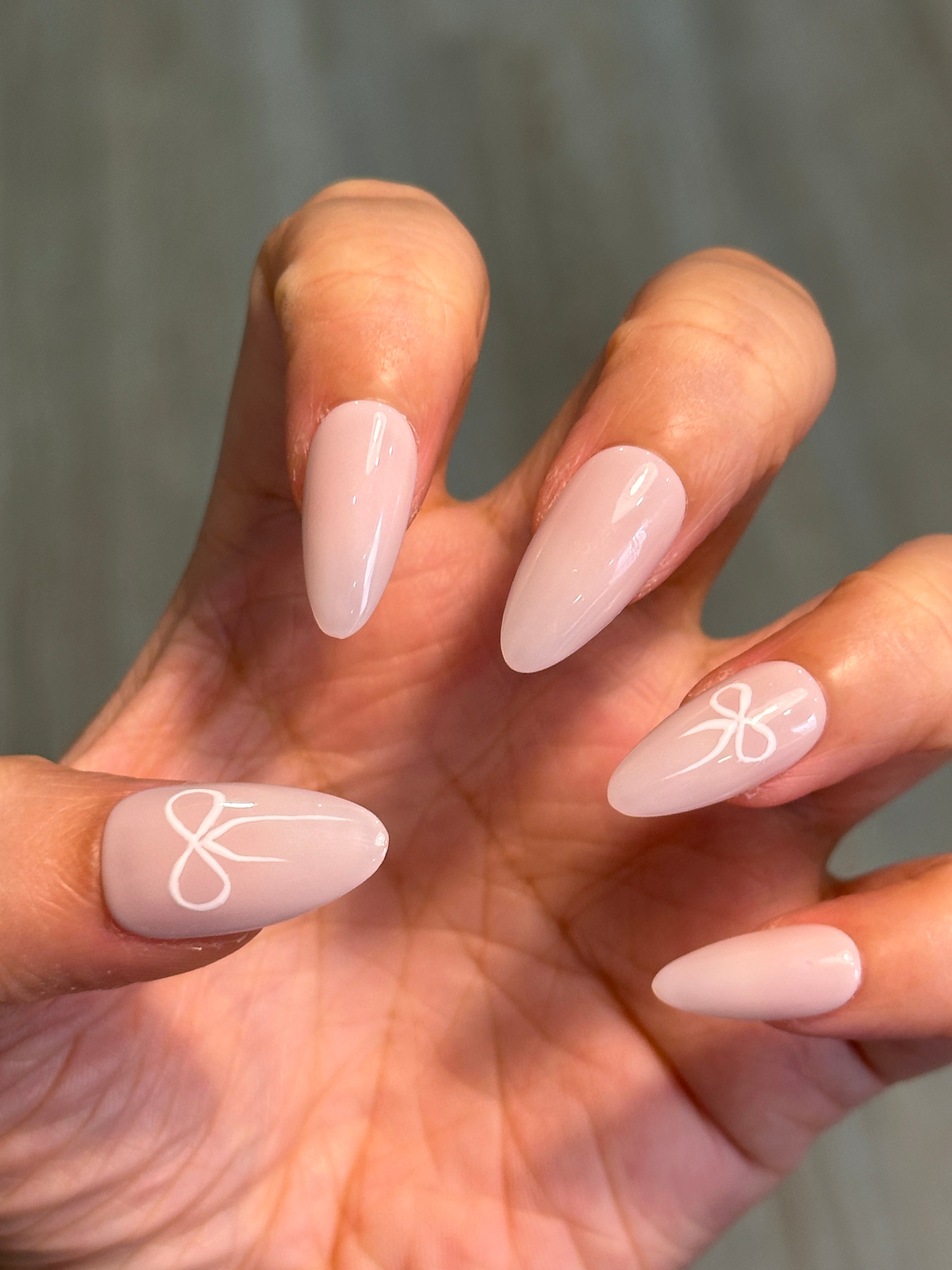 Marshmallow Bows