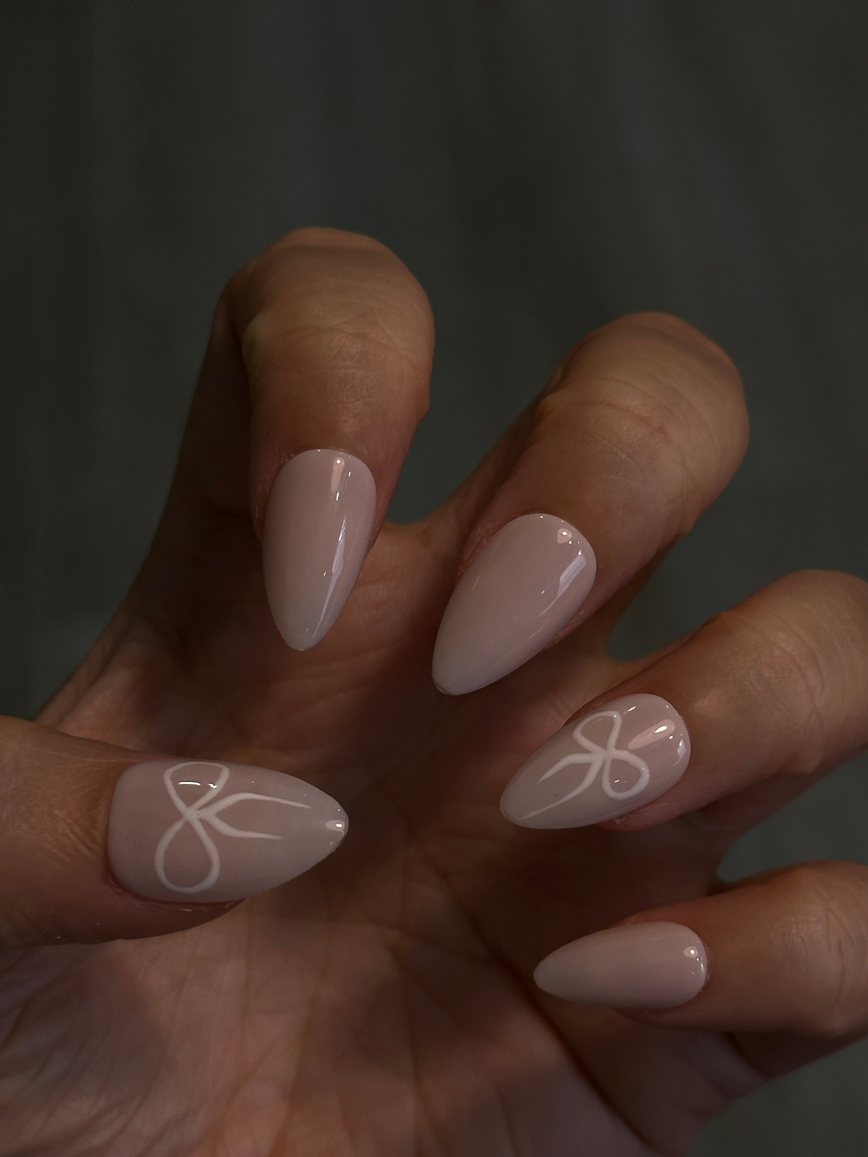 Marshmallow Bows - Short